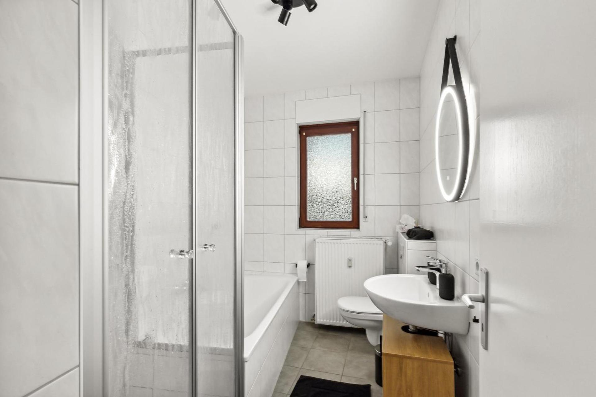 Amalfi A03 - 3 Zi.+ Bequeme Boxspringbetten + Smart Tv Apartment