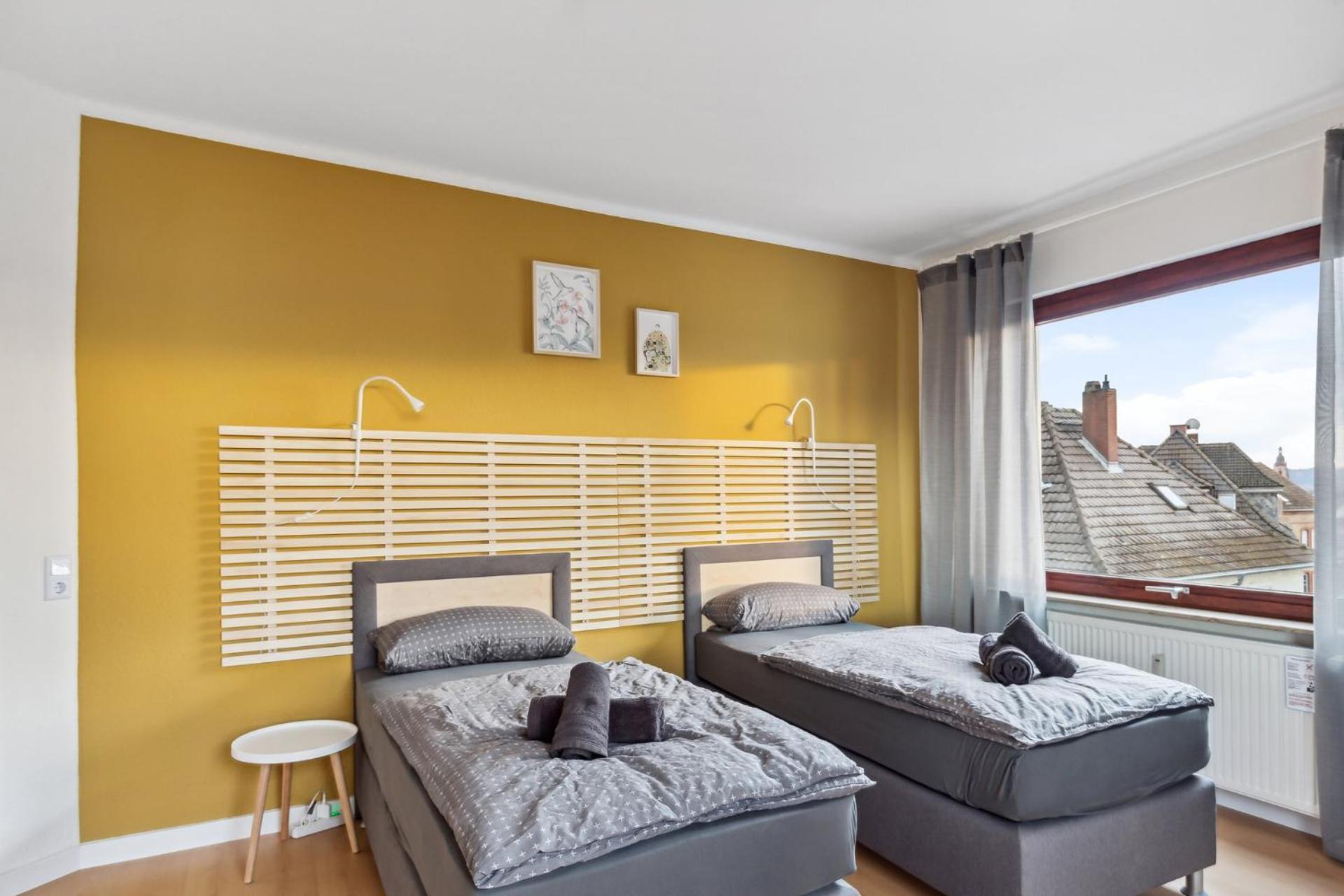 Amalfi A03 - 3 Zi.+ Bequeme Boxspringbetten + Smart Tv Apartment *