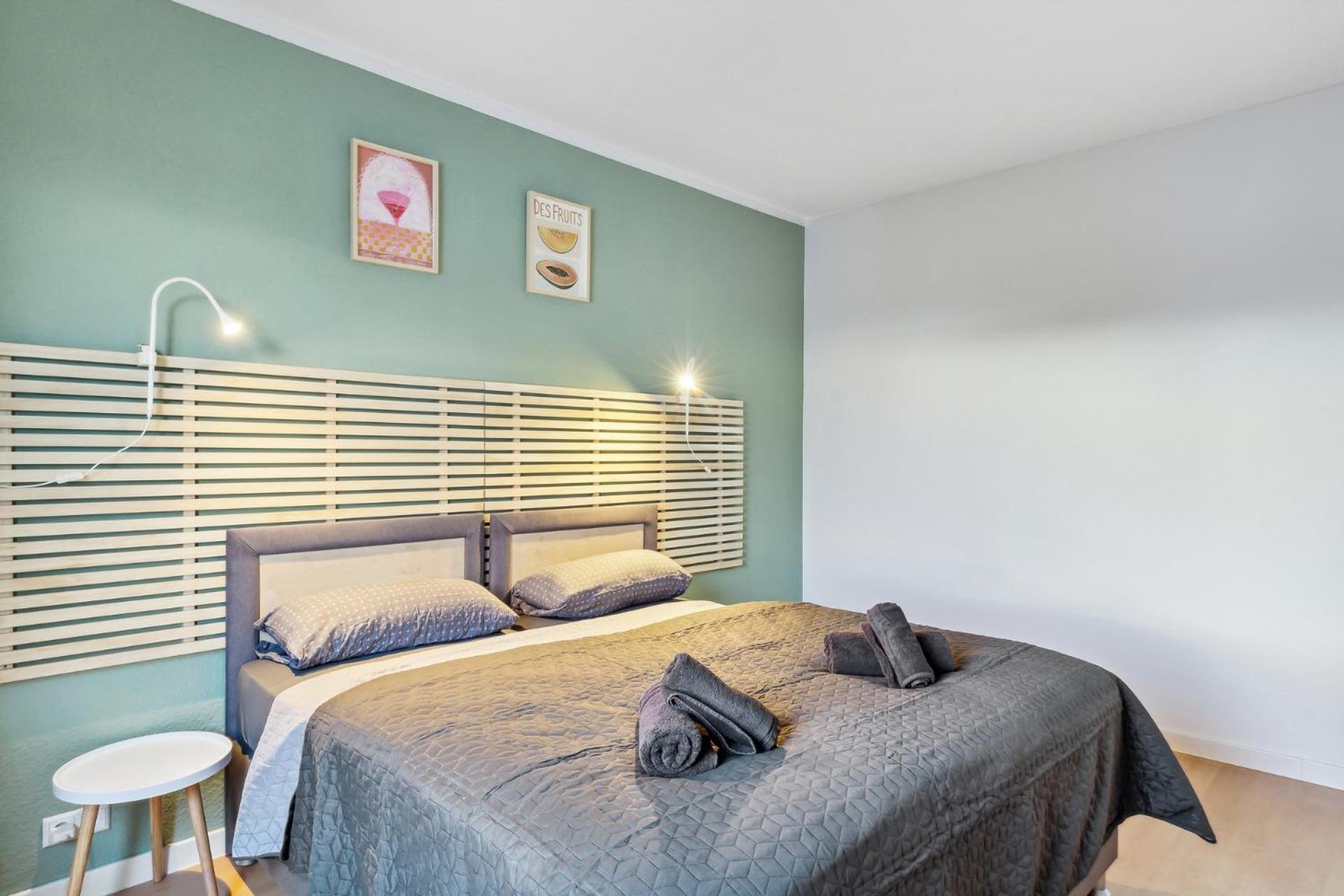 Apartment Amalfi A03 - 3 Zi.+ Bequeme Boxspringbetten + Smart Tv