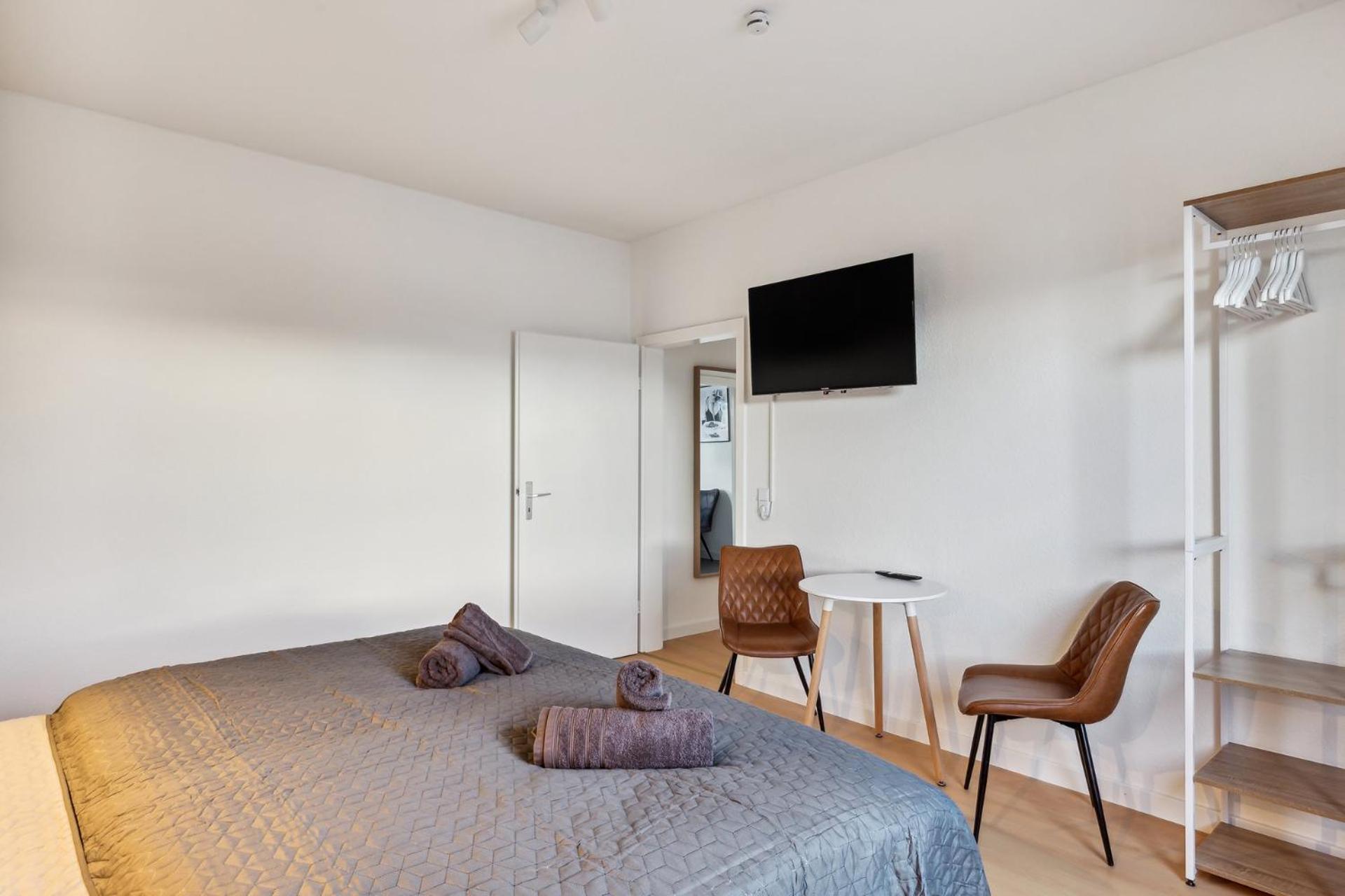 Amalfi A03 - 3 Zi.+ Bequeme Boxspringbetten + Smart Tv Apartment